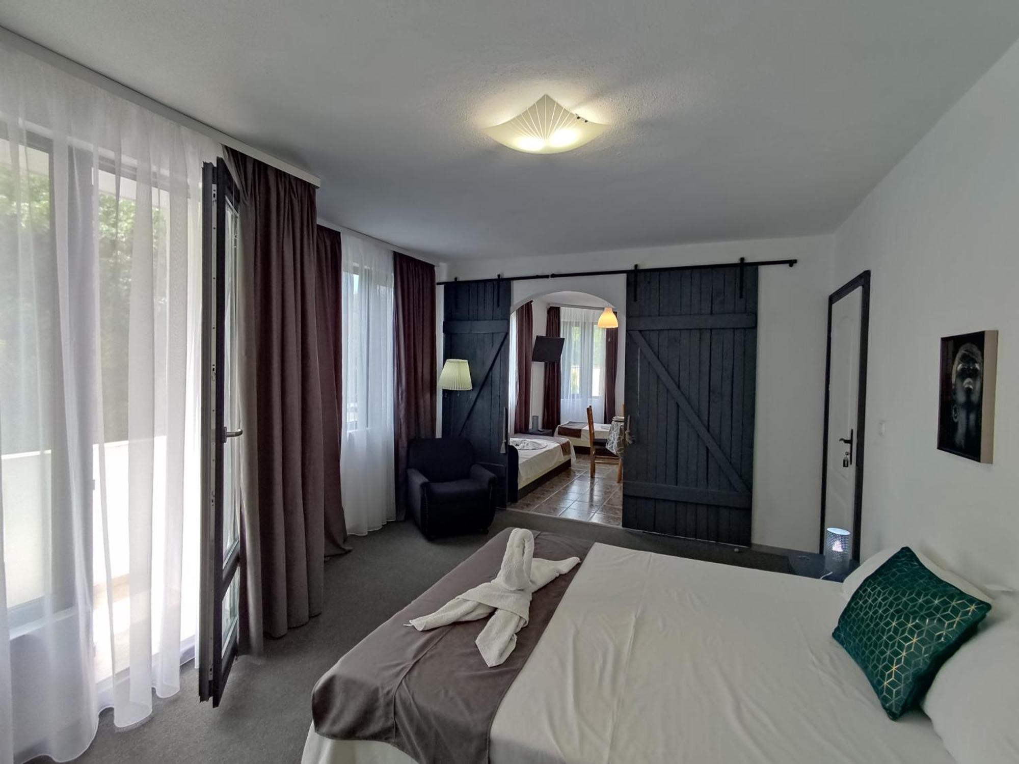 Rali Apartments キテン 部屋 写真