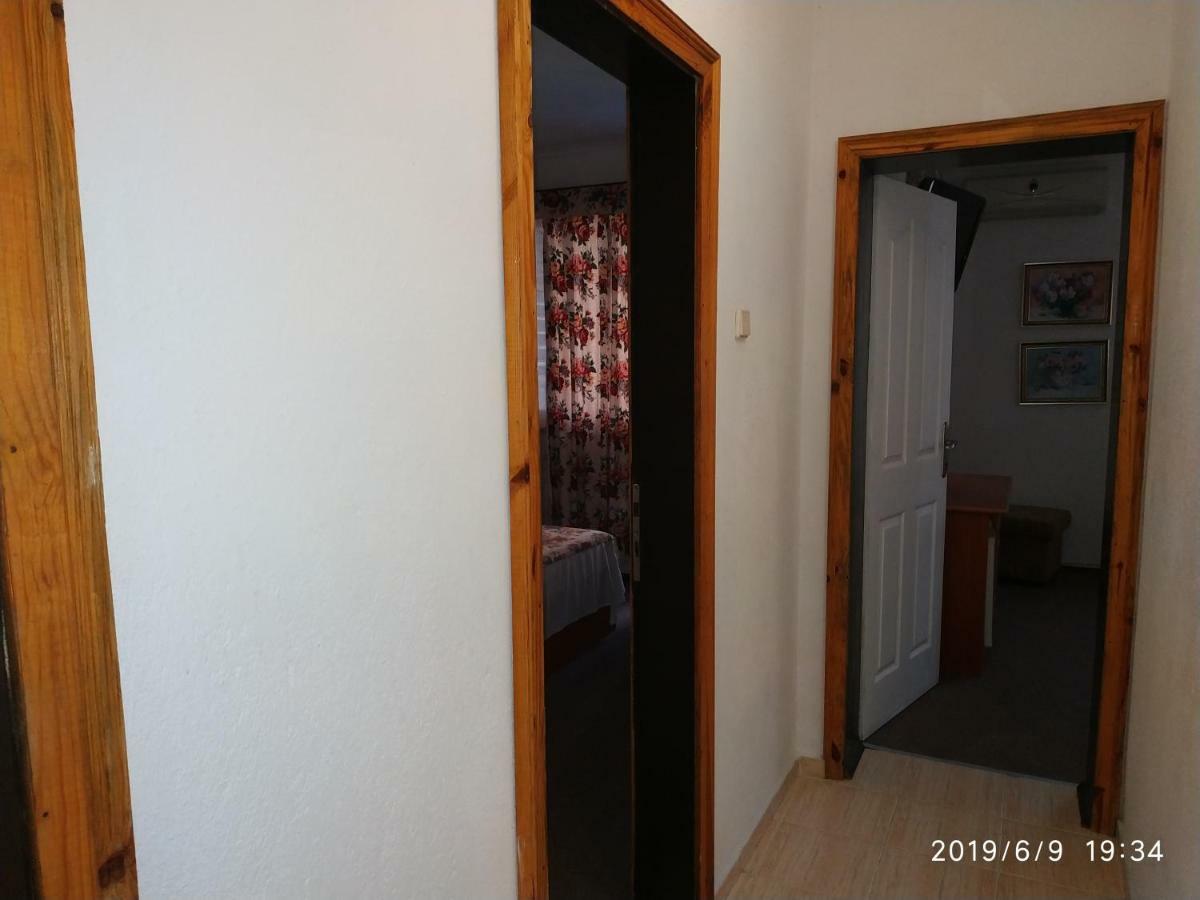 Rali Apartments キテン エクステリア 写真